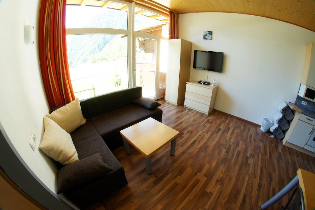 Apartments Bauernhof Dismasn Hof Längenfeld Rom bilde
